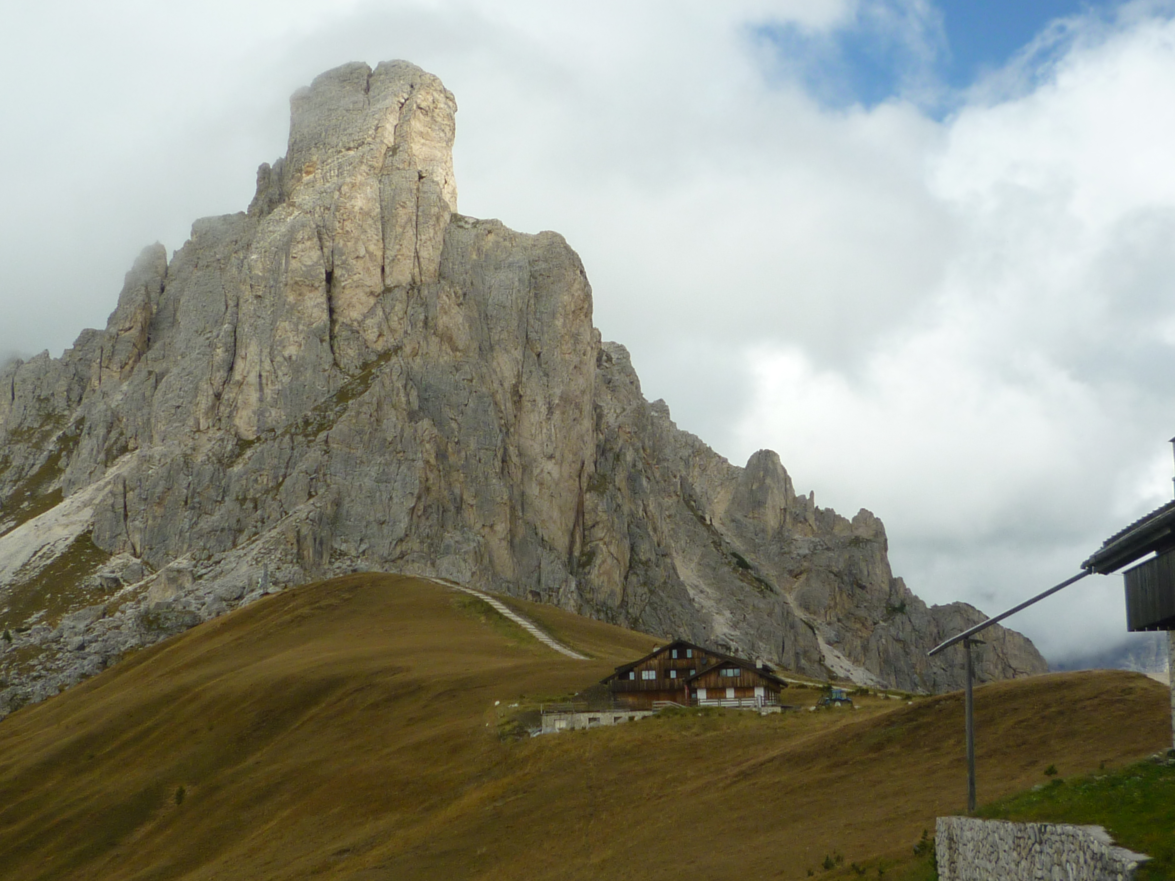 summit passo giau cycling tours dolomites
